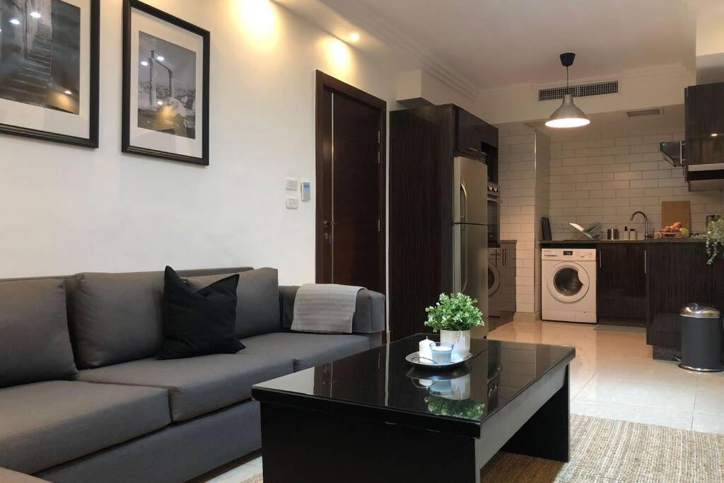Luxury Apartment In Awesome Location In Amman Ngoại thất bức ảnh