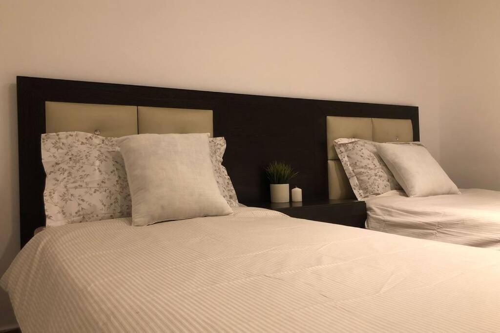 Luxury Apartment In Awesome Location In Amman Ngoại thất bức ảnh
