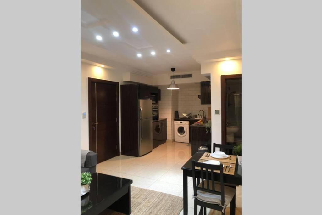 Luxury Apartment In Awesome Location In Amman Ngoại thất bức ảnh