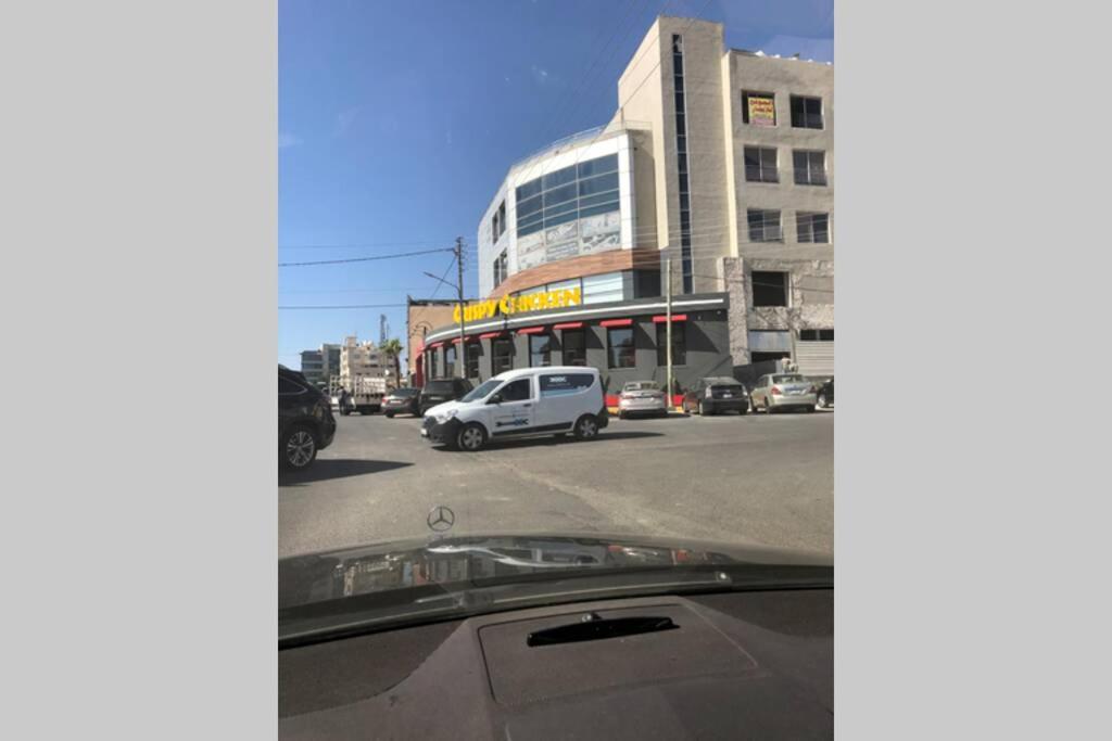 Luxury Apartment In Awesome Location In Amman Ngoại thất bức ảnh